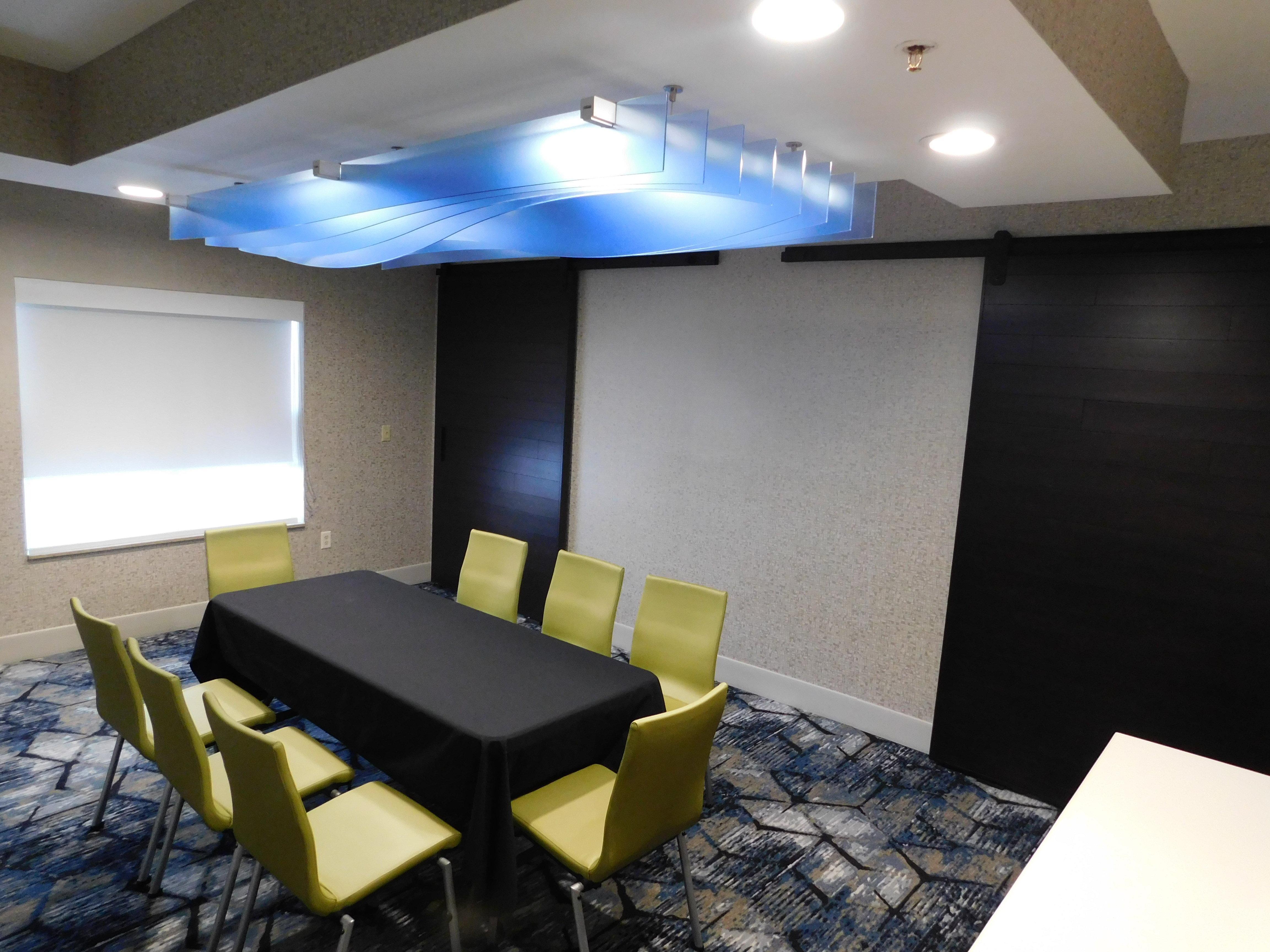 Holiday Inn Express Hotel & Suites Southfield - Detroit, An Ihg Hotel מראה חיצוני תמונה
