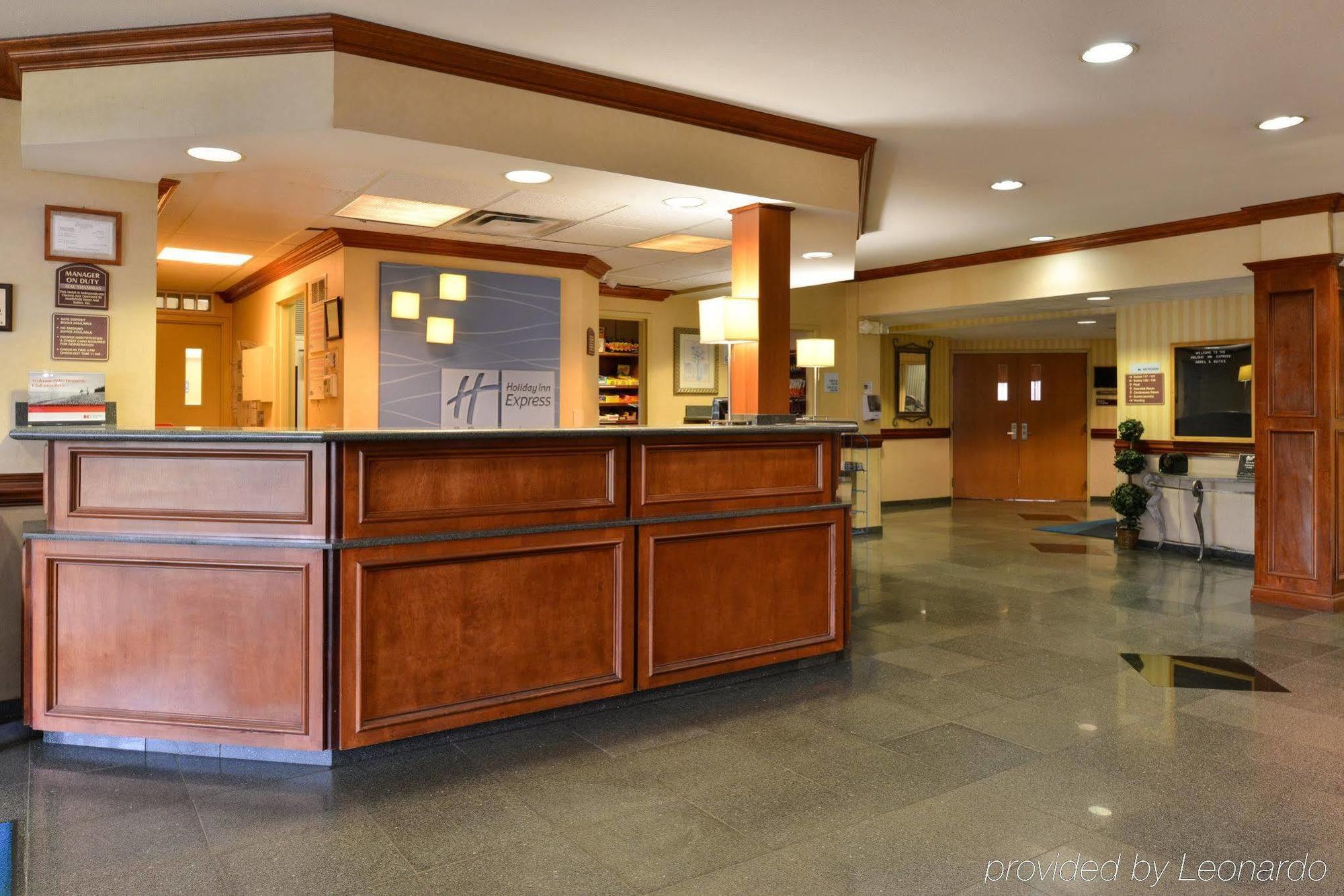Holiday Inn Express Hotel & Suites Southfield - Detroit, An Ihg Hotel מראה חיצוני תמונה