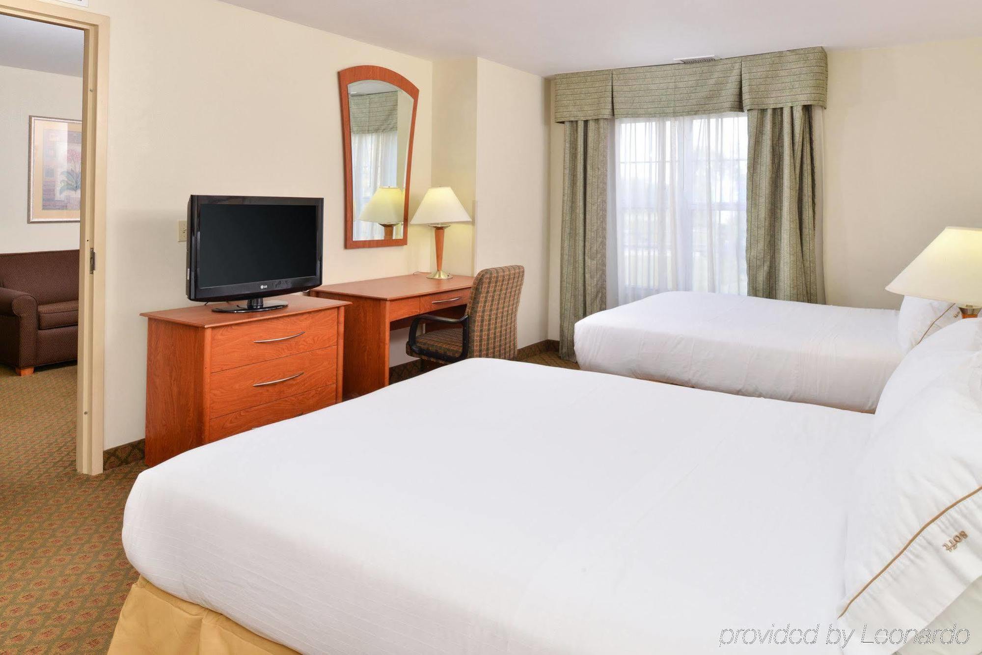 Holiday Inn Express Hotel & Suites Southfield - Detroit, An Ihg Hotel מראה חיצוני תמונה